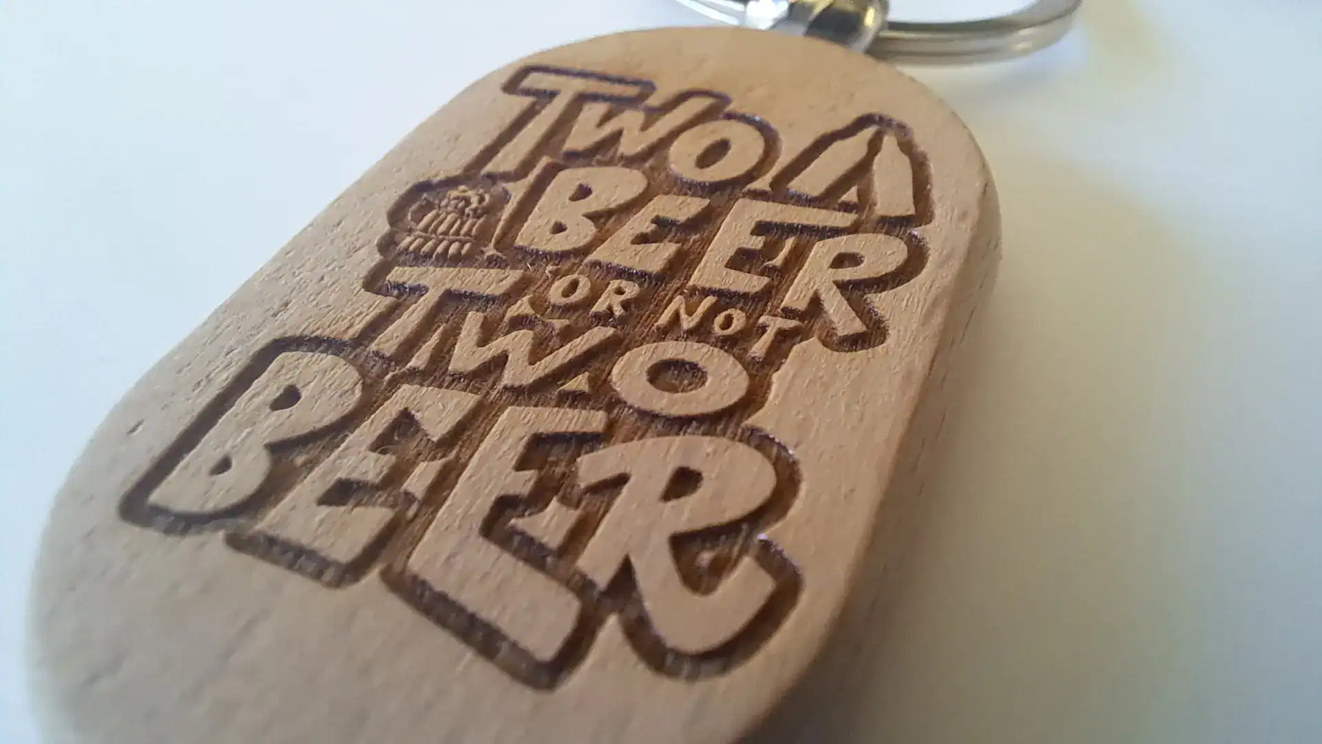 Porte-clé personnalisable – gravure bois Porte-clé bois gravé personnalisable en ligne cadeau artisanal sur mesure